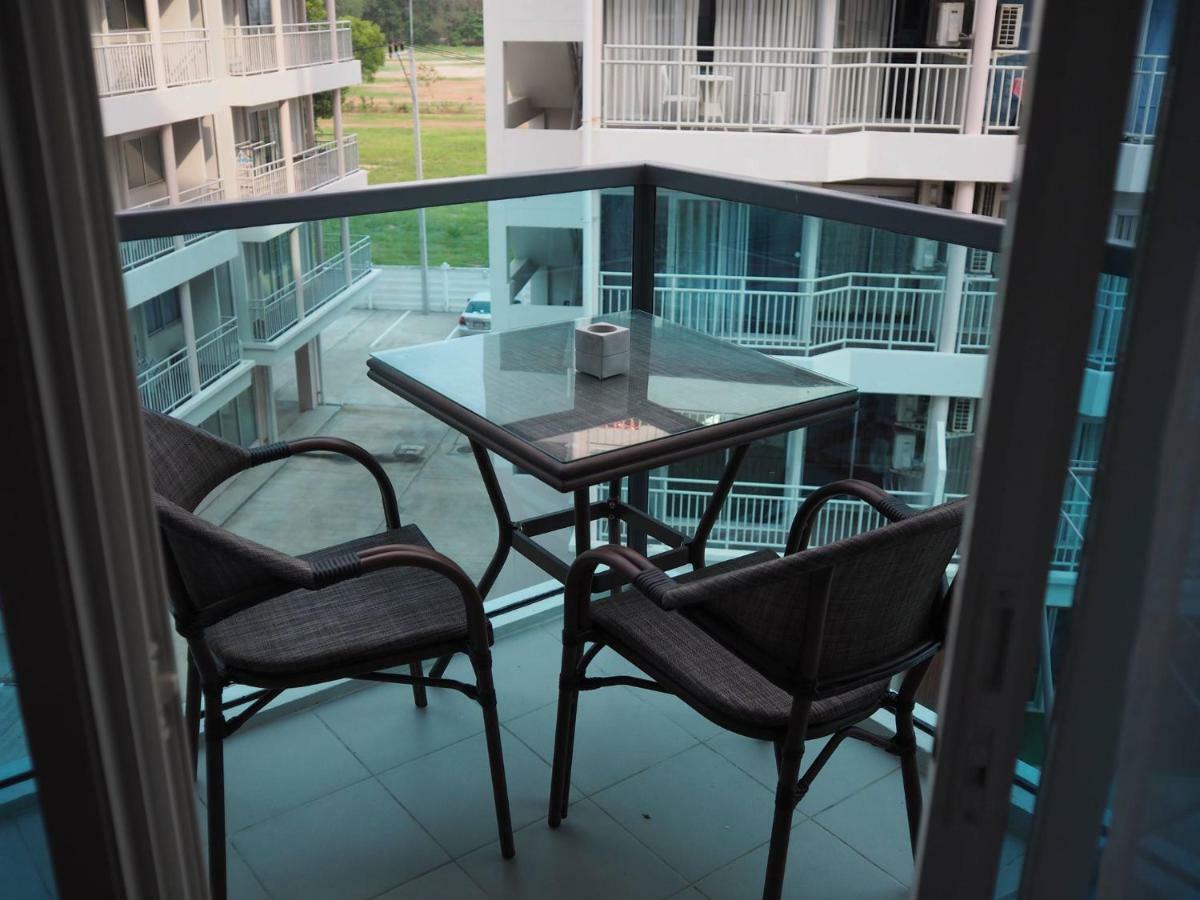 Grand Blue Condominium By Mary Mae Phim Dış mekan fotoğraf